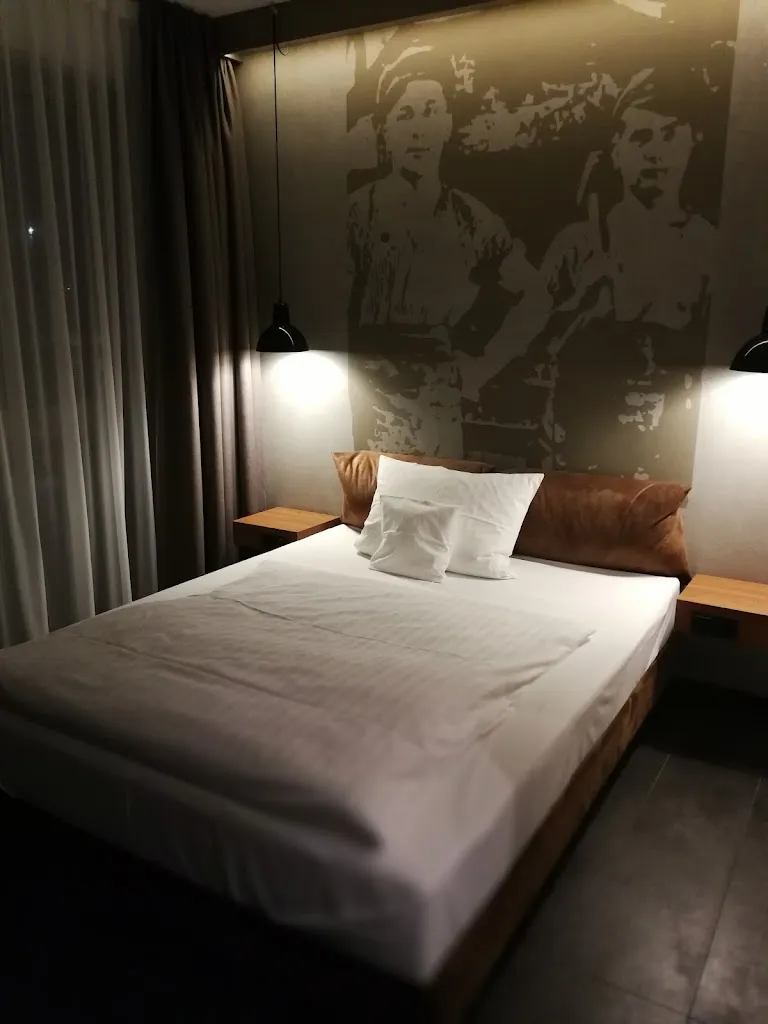 Ausra Kanapeckaite_Cosita Vino y Mas_Balingen_review