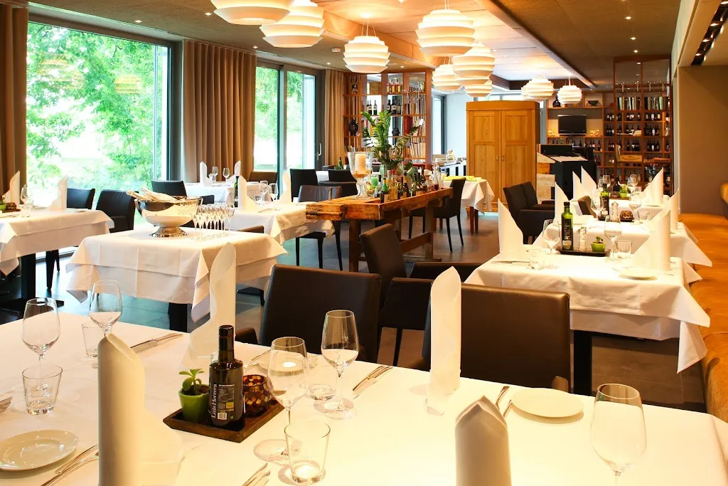 Cosita Vino y Mas_Balingen_slider_image_1