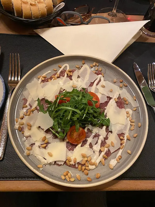 Yolanda Londo_Michlwirt_Austria_review