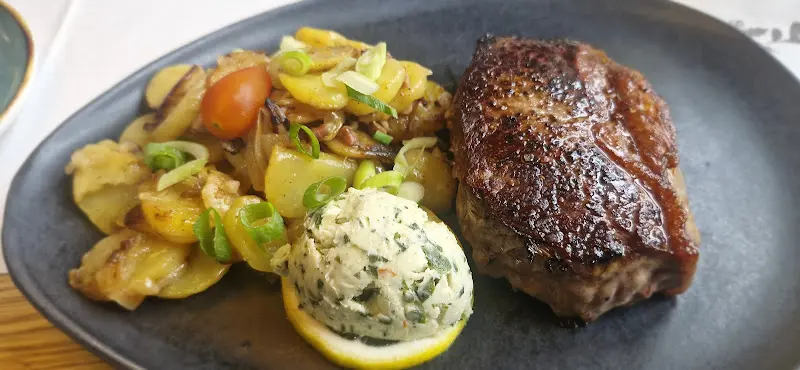 Restaurant Forsthaus_Winterberg_slider_image_2