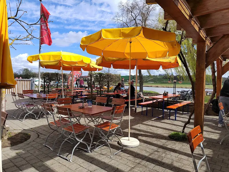 Biergarten ZehntGraf restaurant in Wipfeld