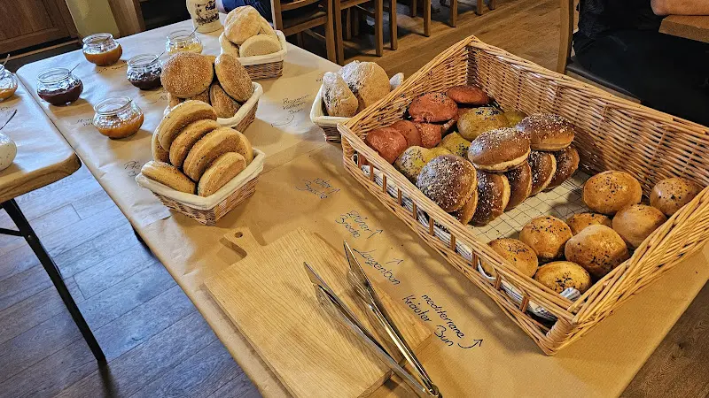 Bergschreinerhof | Hof-Cafe mit 24h-Fleischverkauf, Veranstaltungen & Führungen_Wolferstadt_slider_image_3