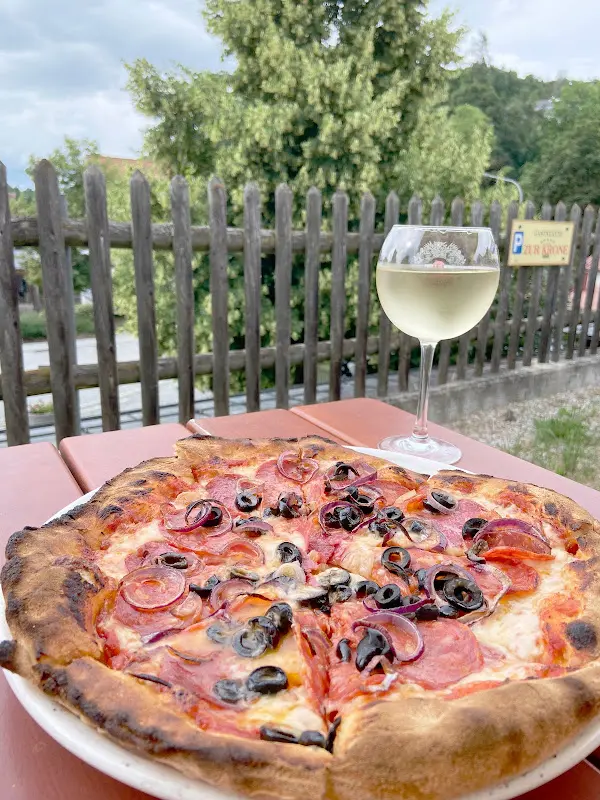 Gaststätte Zur Krone - Pizza zum Abholen_Wolfsegg_slider_image_2