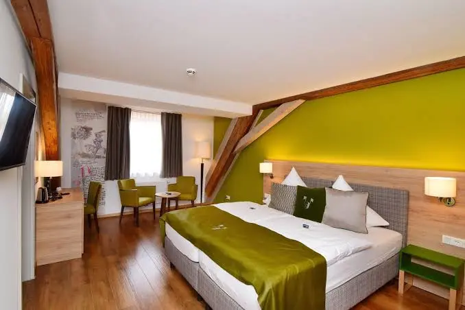 Alte Vogtei_Wolframs-Eschenbach_slider_image_3