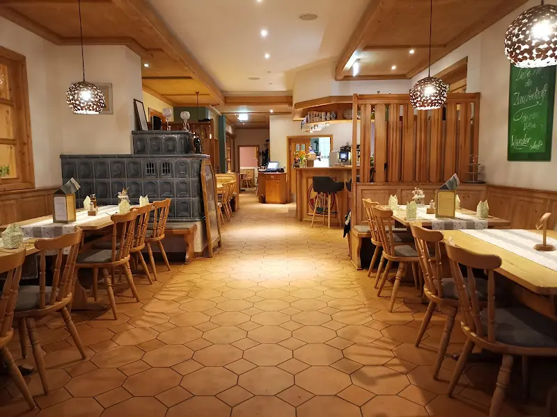 Der Gary - Hotel, Metzgerei, Biergarten, Wirtshaus, Eventcatering_Wolframs-Eschenbach_slider_image_1