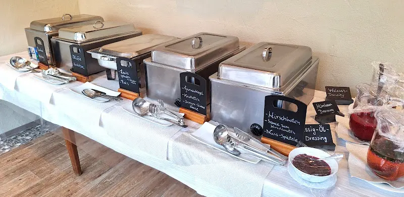 Christian Hartmann_Manuelas Sonnenhof_Wonfurt_review