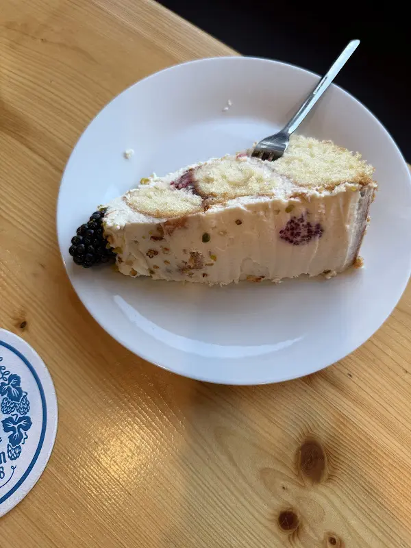 Cafe Kult_Woringen_slider_image_2