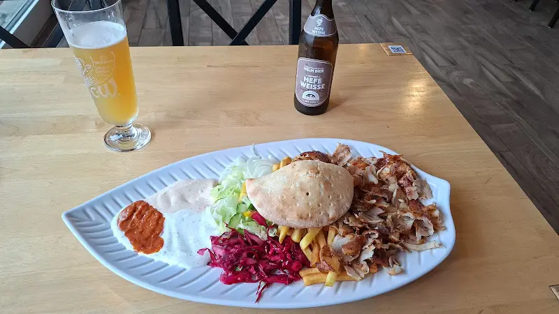 Frank Artz_Reina Cafe & Restaurant_Isar_review