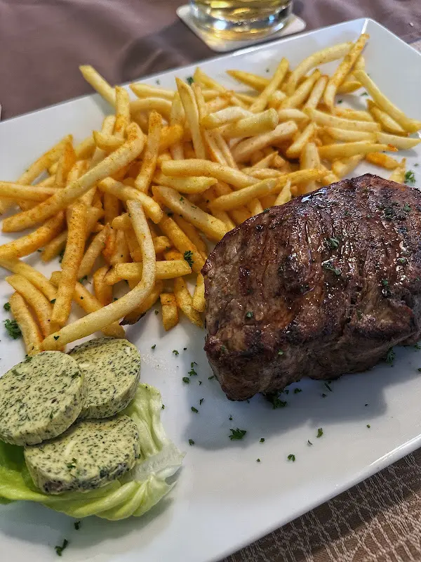 SZ!_Turnerstube_Rhein_review