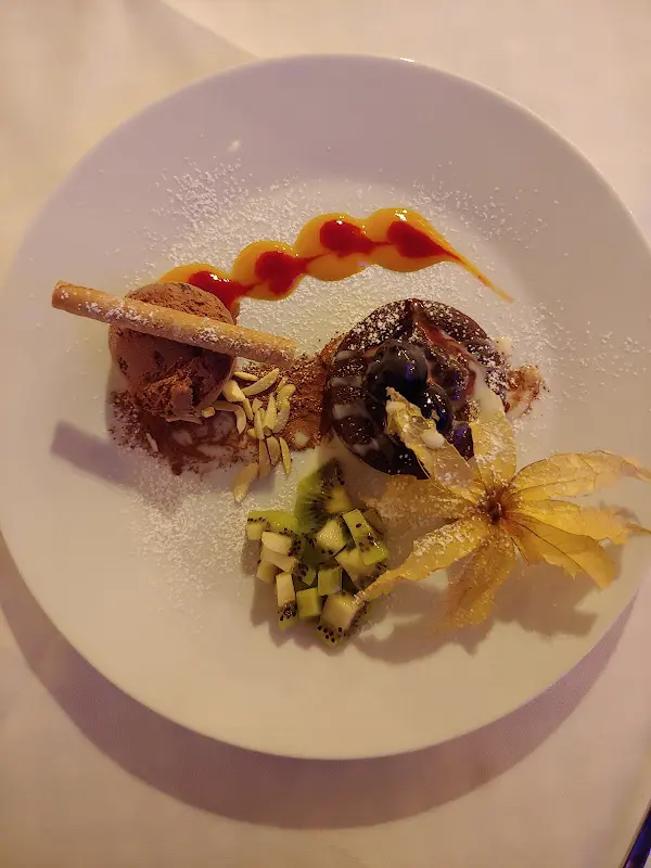 Monika R_Restaurant Neo_Rhein_review