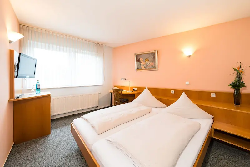 Hotel Restaurant Vater Rhein_Rhein_slider_image_2