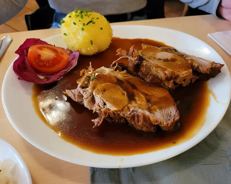 Zum Löwenbräu_Wolfratshausen_slider_image_3