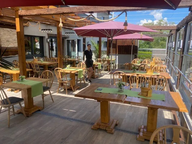 Schlosscafe Restaurant Cafe Biergarten Festräume restaurant in Beuren