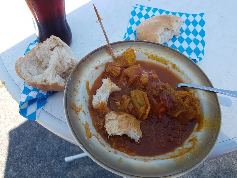 Bratwurst Tscharlie_Wolfratshausen_slider_image_3