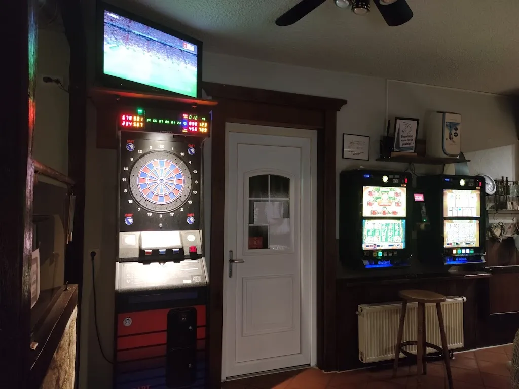 Bistro Zum Mönchle restaurant in Beuren