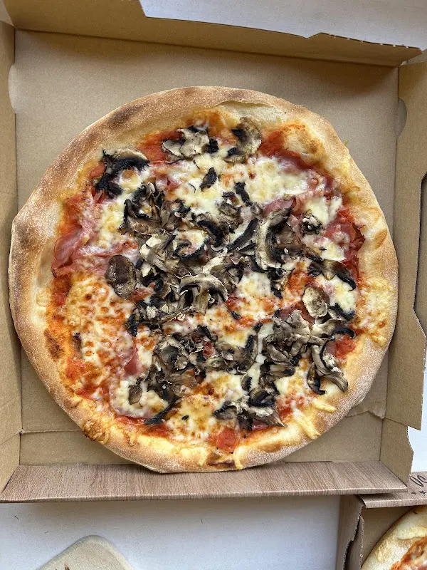 André Stadelmaier_Pizza Da Noi_Zandt_review