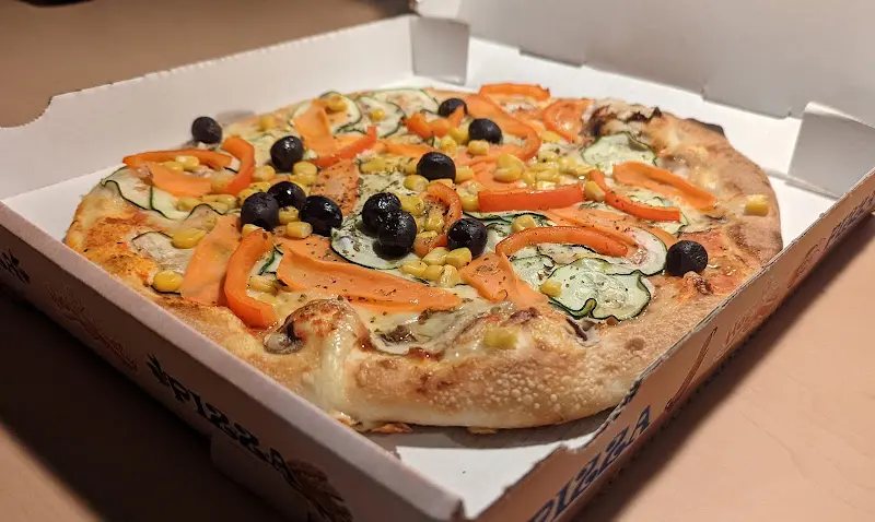 Pizza Da Noi restaurant in Zandt