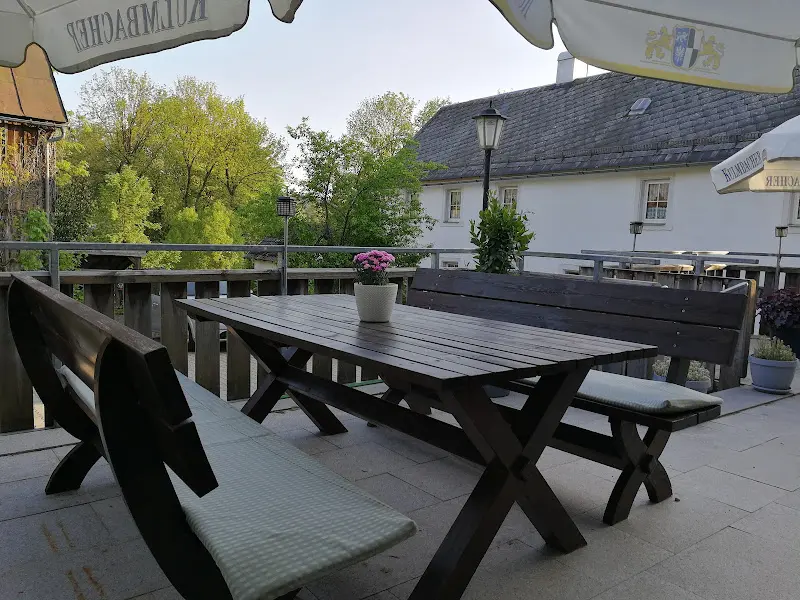 Landgasthof Grüner Wald ristorante a Fichtelgebirge