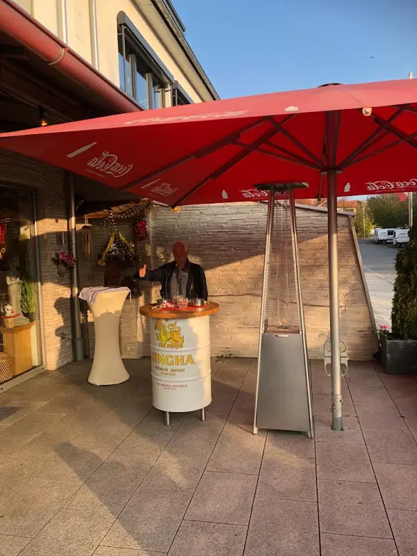 Pikinu restaurant in Zorneding