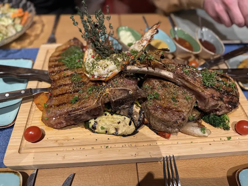 Tristan_Bar1grillrestaurant Steakhaus_Zirndorf_recensione