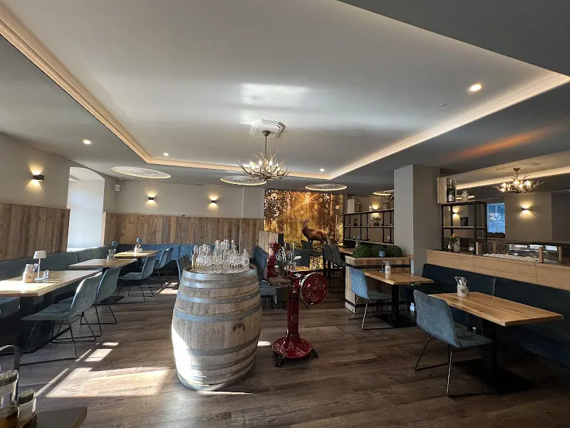 Platzhirsch im Laubenbräu_Freising_slider_image_1