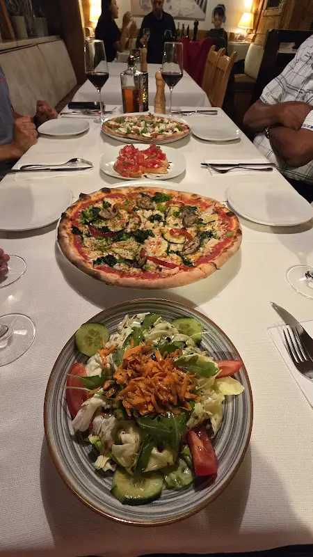 Pratiksha Manjrekar_Ristorante Pizzeria Ätna_Freising_avis