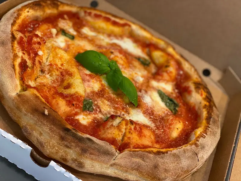 Pino's Pizza_Zusmarshausen_slider_image_2