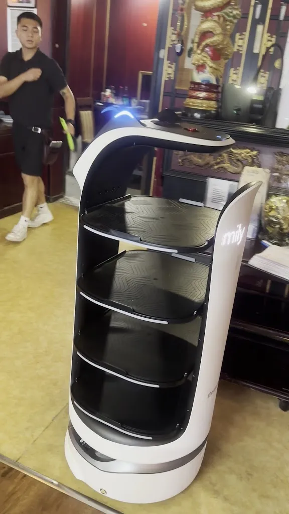 Asia Family_Berlin_slider_image_2