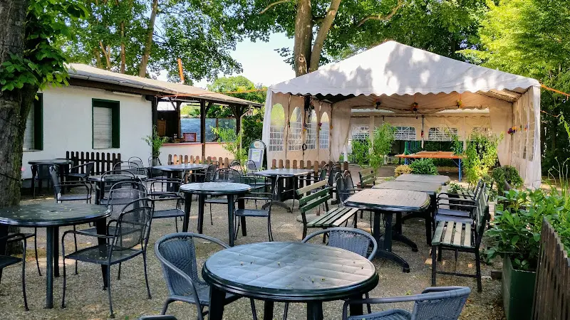 Gasthaus Waldesgrund restaurant in Berlin