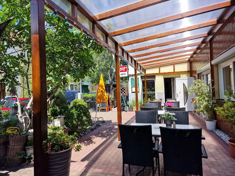 Roseneck Restaurant & Biergarten_Berlin_slider_image_1