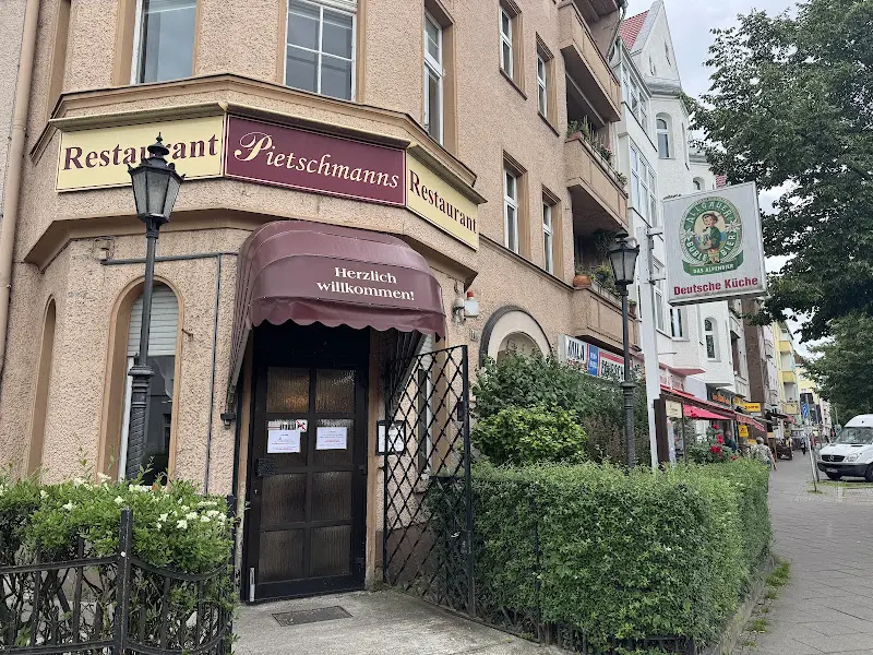 Pietschmanns_Berlin_slider_image_3