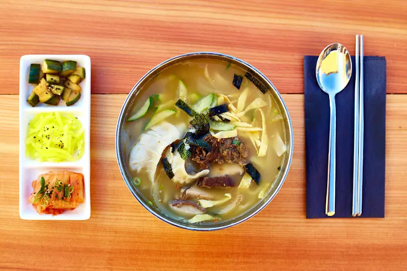 mani mogo — KOREAN DINER_Berlin_slider_image_2