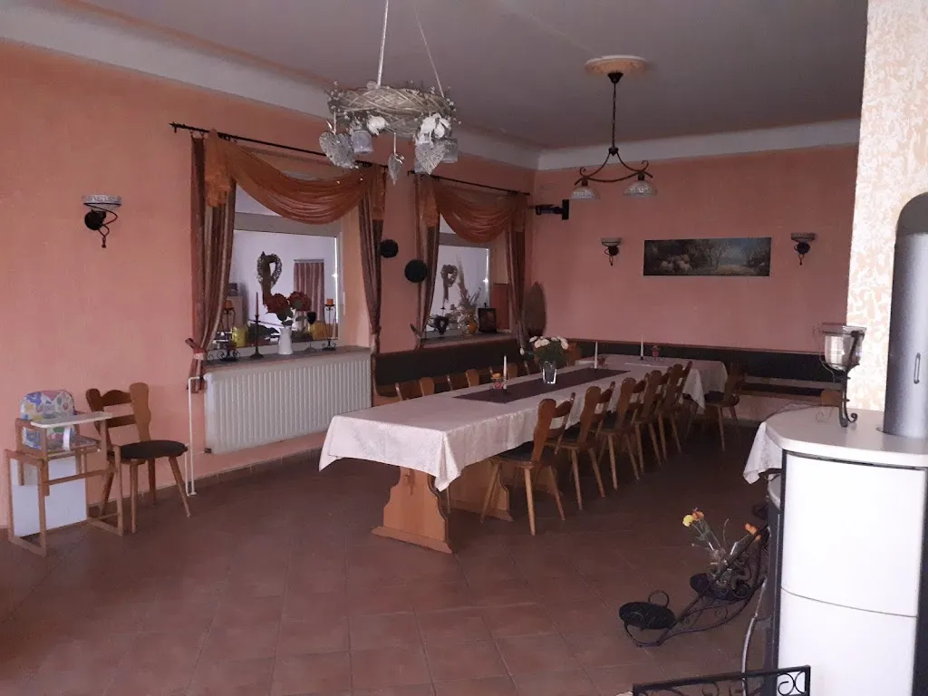 Restaurant Lindenhof Bernau Inhaber Dirk Loßnitzer_Berlin_slider_image_1