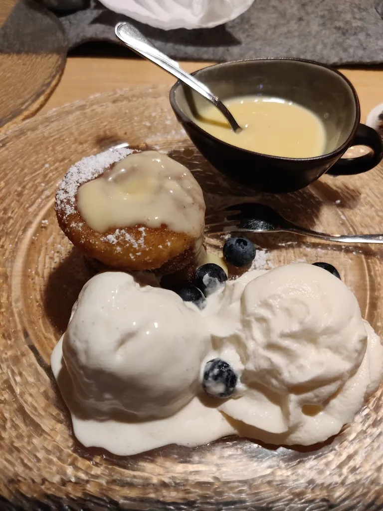 Jeroen (Jeroen381)_Gasthof Kampenwand_Chiemsee_review