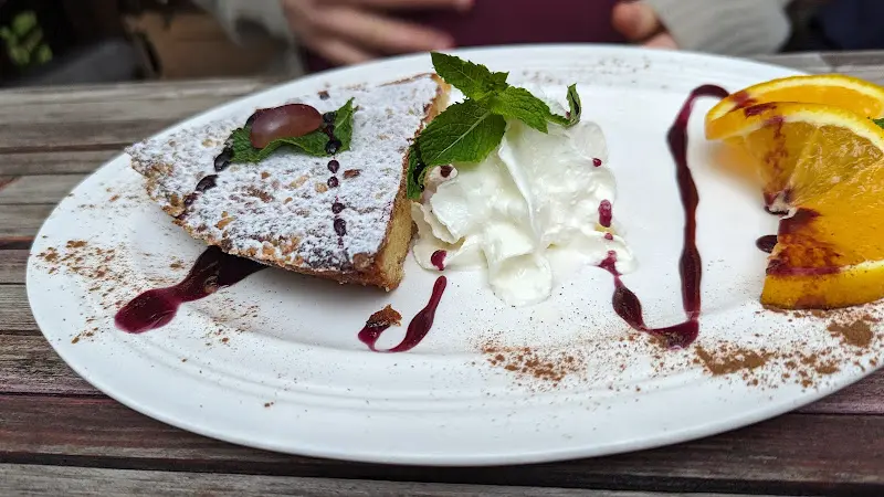 Geco Tapas-Bar-Cafe_Berlin_slider_image_3