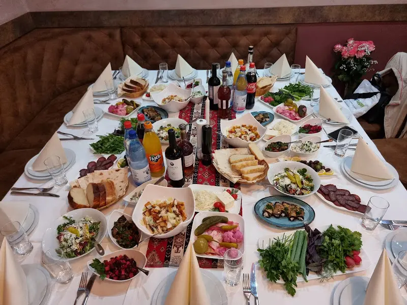 Restaurant Yerevan_Berlin_slider_image_3
