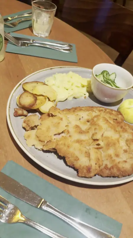 Schnitzelei Mitte_Berlin_slider_image_2