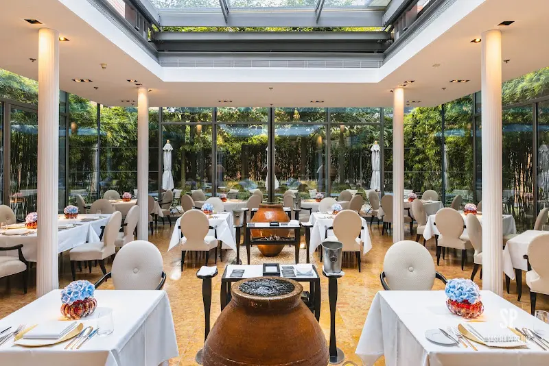 Restaurant Facil_Berlin_slider_image_3