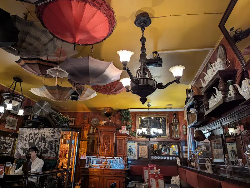 Dicke Wirtin_Berlin_slider_image_3