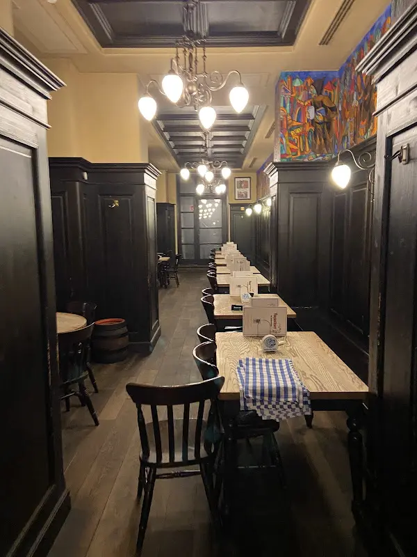 aria soroushi_Augustiner am Gendarmenmarkt_Berlin_reseña