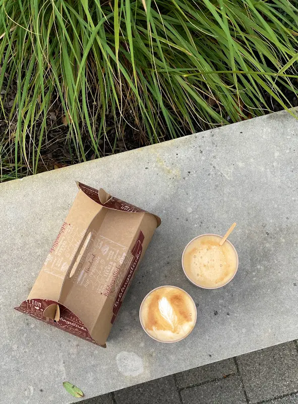 Gulyuz R_Kaffeehaus Madlen im Cafe Max Berlin_Berlin_review