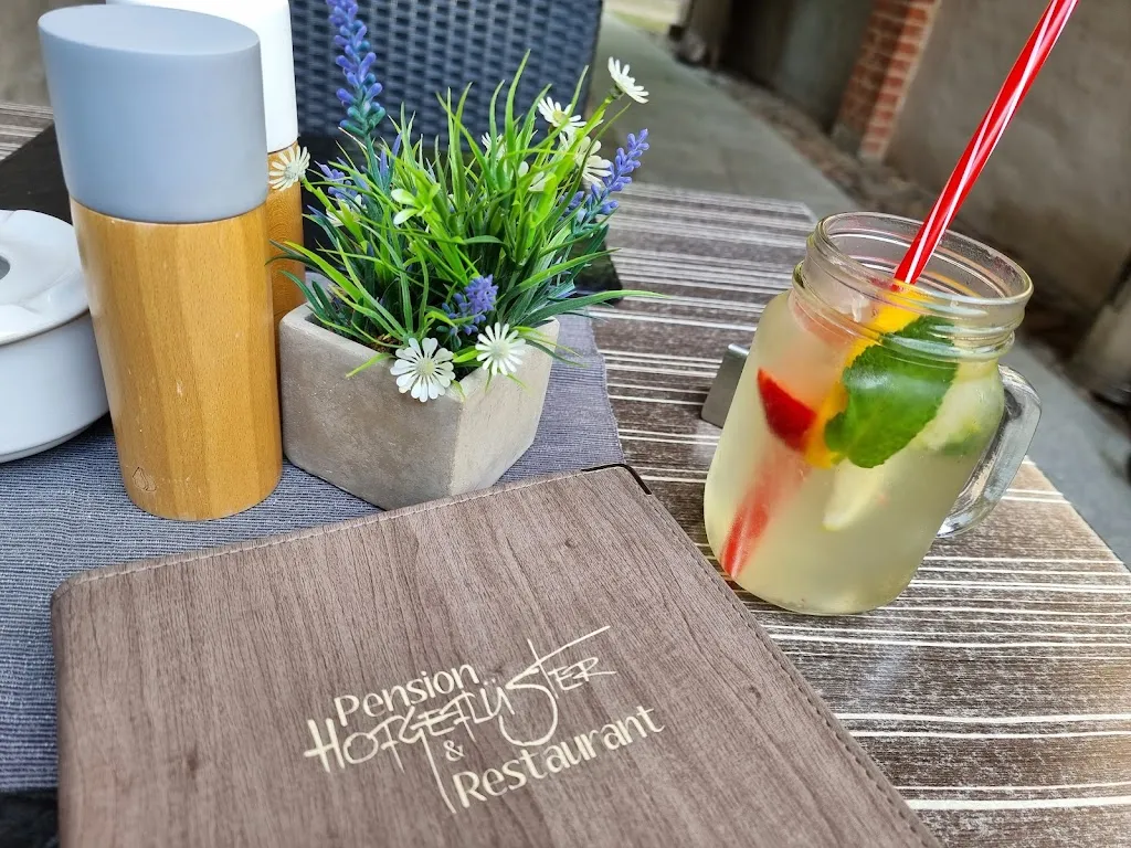 Pension & Restaurant Hofgeflüster_Berlin_slider_image_3