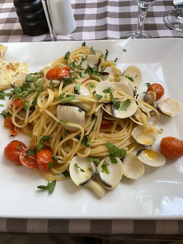 Gallo Nero_Berlin_slider_image_3