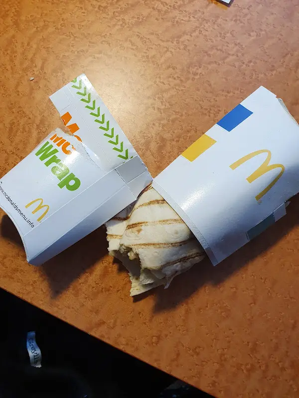 Desak Nyoman Surya Suameitria Dewi_McDonald's_Blankenfelde-Mahlow_recensione