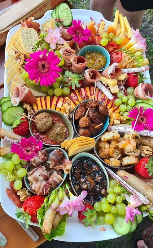 Galerie pique nique - arts & tapas_Schweiz)_slider_image_2