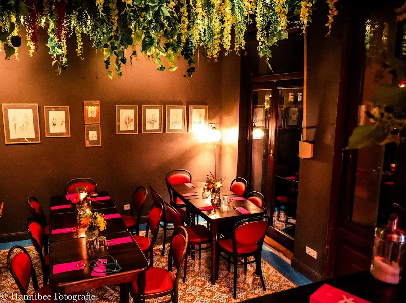 Galerie pique nique - arts & tapas_Schweiz)_slider_image_3