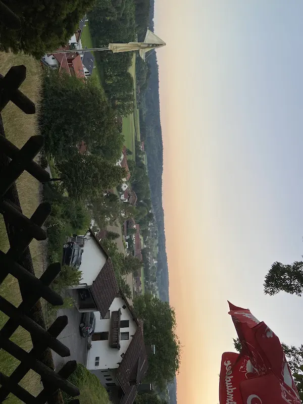 Anna F_Schloßgaststätte Falkenberg_Moosach_review