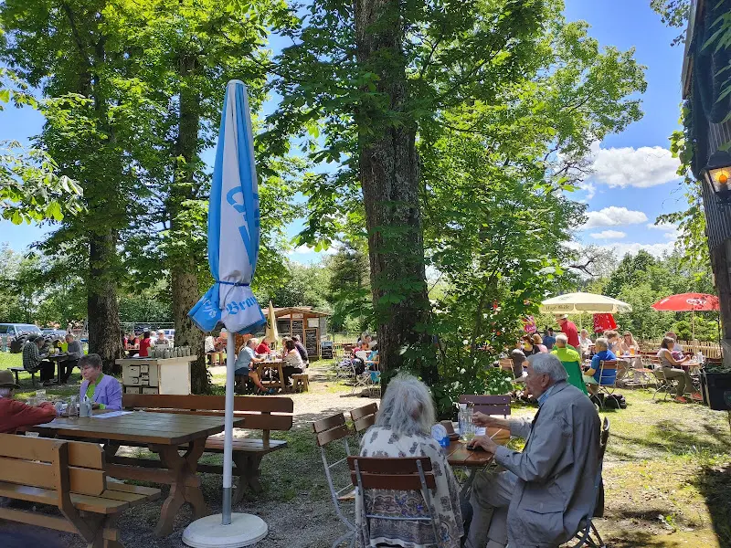 Schloßgaststätte Falkenberg restaurant in Moosach