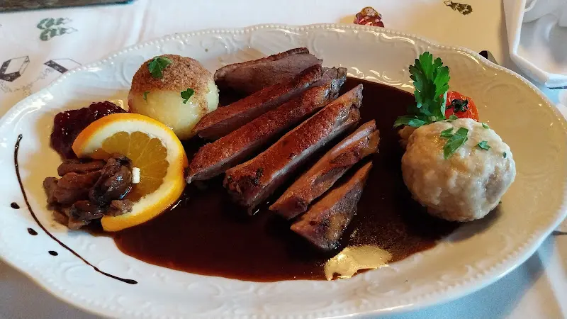 Schloßgaststätte Falkenberg_Moosach_slider_image_2