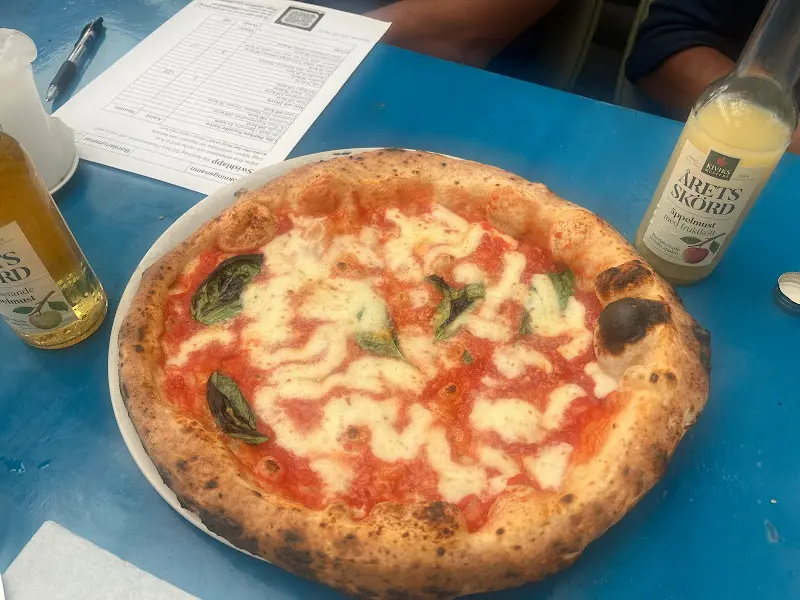 Nakul RB_Lilla Napoli_Sweden_review